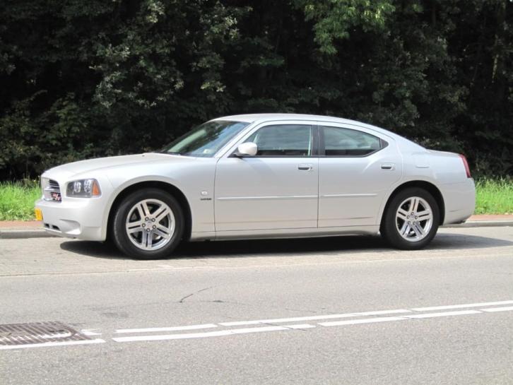 Dodge Charger Charger R/T (bj 2006, automaat)