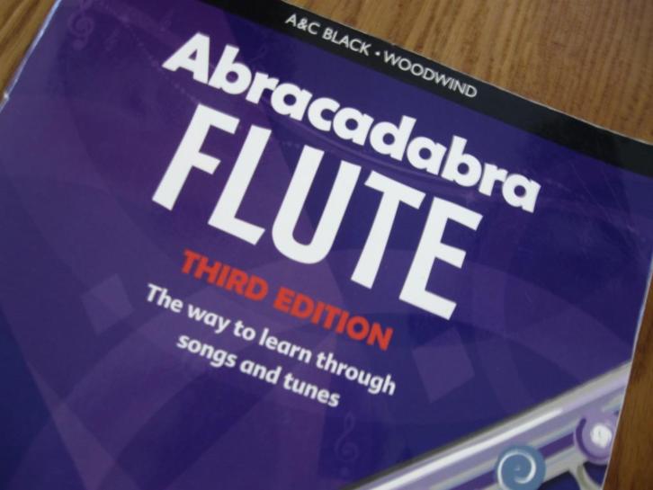 Abracadabra flute (dwarsfluitboek)