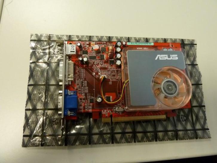 ATi Radeon X1600 - Asus EAX 1600pro/TD/256M/A