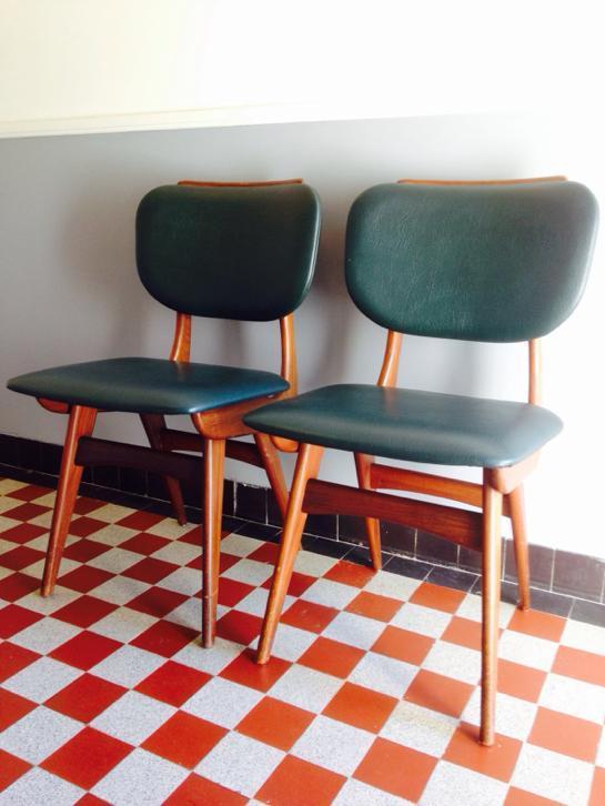 Stoelen vintage retro Deens design webe stijl tafel meubel