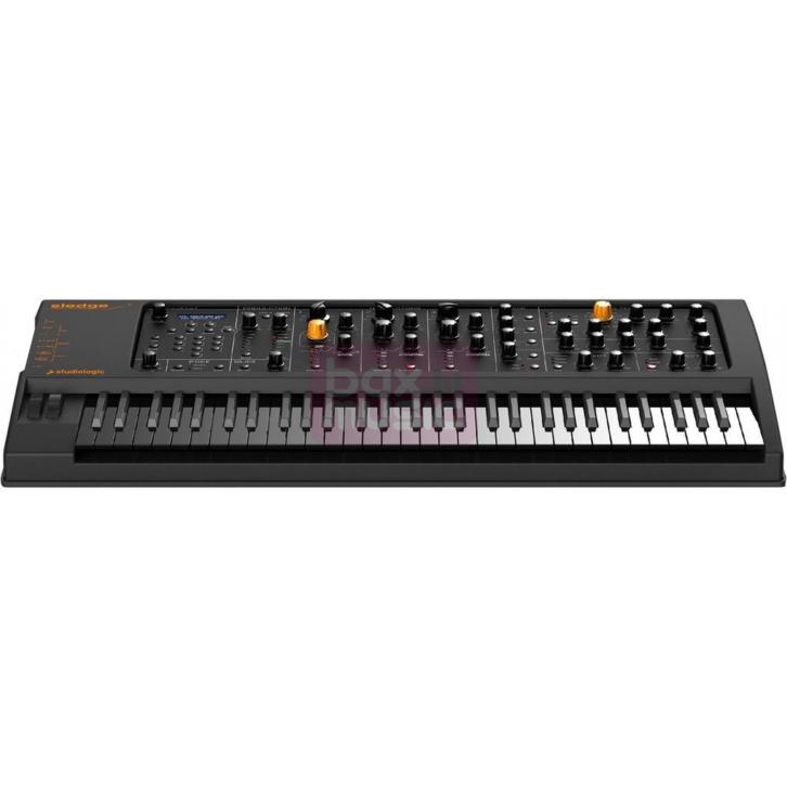 Studiologic Sledge 2.0 black edition synthesizer