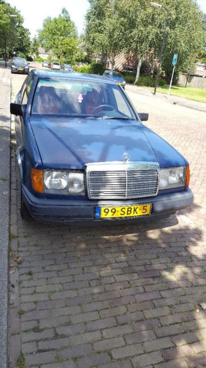 Mercedes 200 D 1986 Blauw