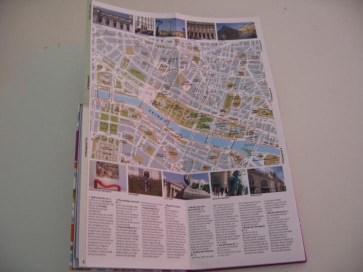 reisgids Parijs: Parijs in kaart, 12 stadskaarten + beziensw