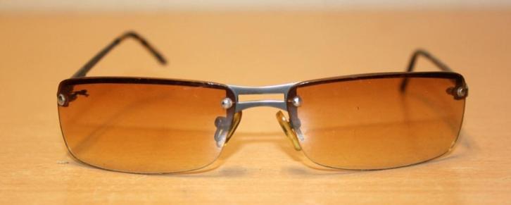 5809. Slazenger zonnebril in brillendoos