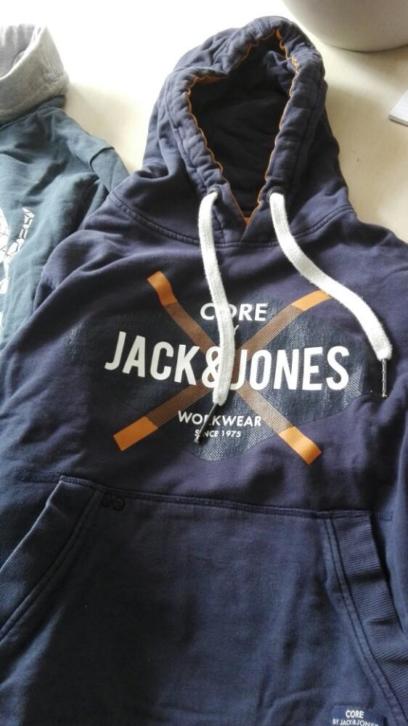 mooie donker lauwe sweaters van Jack &Jones