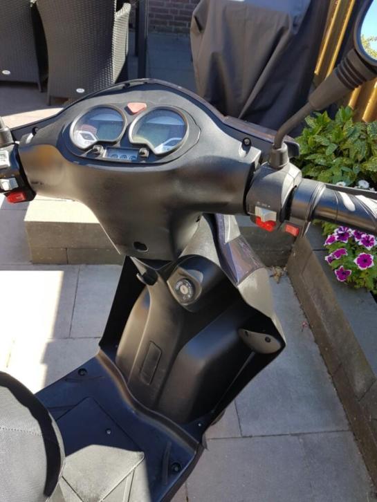 elektrische scooter met nieuw accu lithium 48v 40 ah