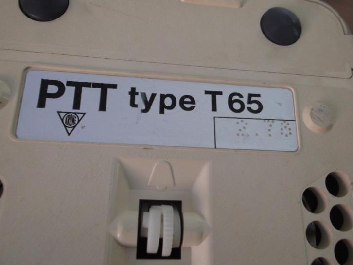 PTT T65 telefoon