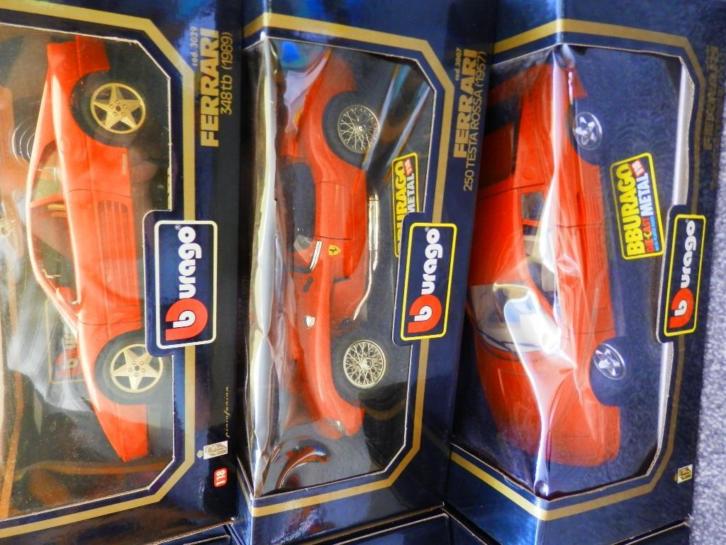 Burago Ferrari 6 stuks in originele doos