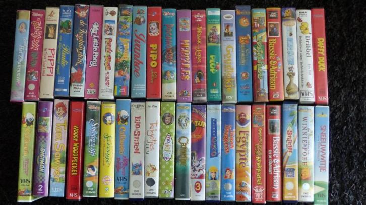 Kinderfilms tekenfilms VHS banden nieuw en zgan 133 stuks