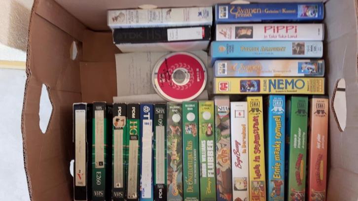Videobanden VHS DISNEY en andere animatie